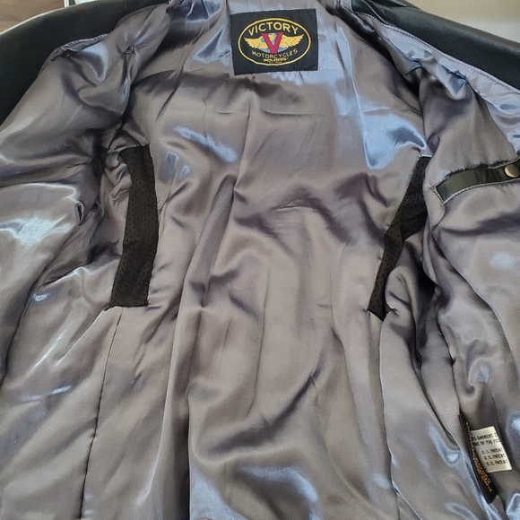 VICTORY MOTORCYCLE Women M Black Leather Moto Zips Jacket Belted Logos V… - Picture 14 of 16